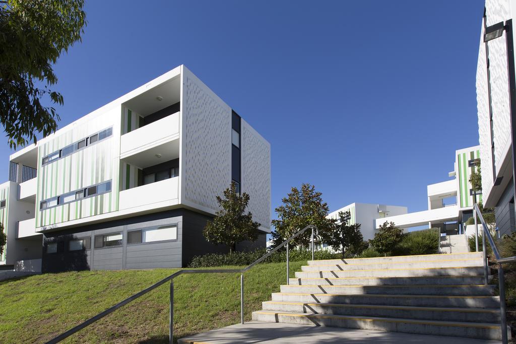 Western Sydney University Village - Campbelltown Exterior photo