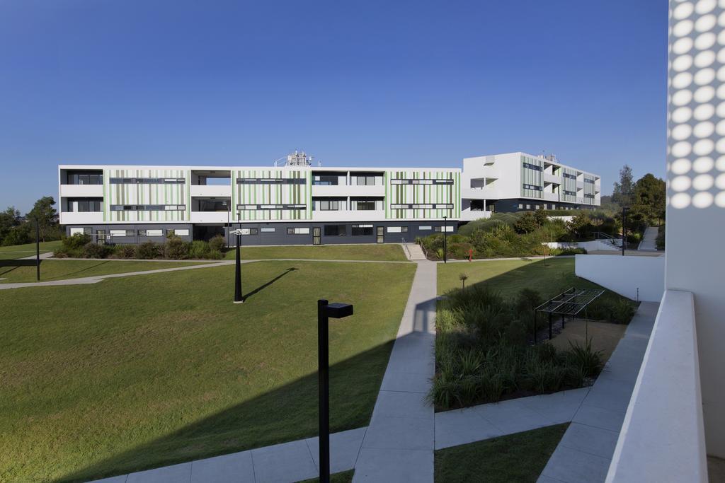 Western Sydney University Village - Campbelltown Exterior photo