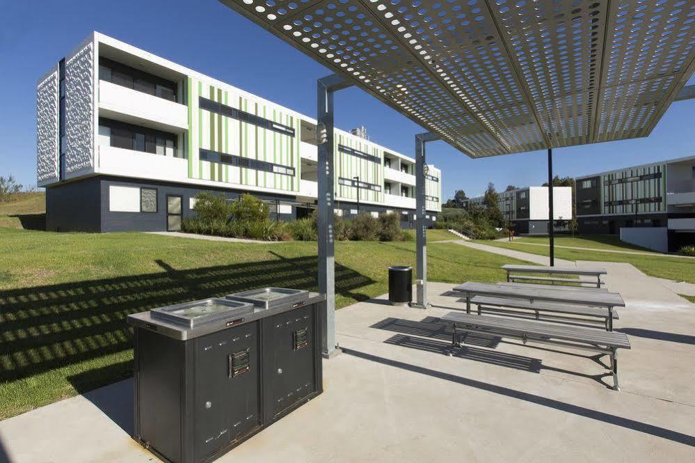 Western Sydney University Village - Campbelltown Exterior photo